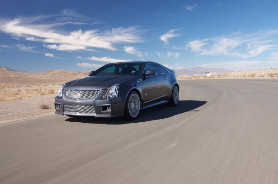  Cadillac CTS-V Coupe 2011 года  (фото 65 из 71)